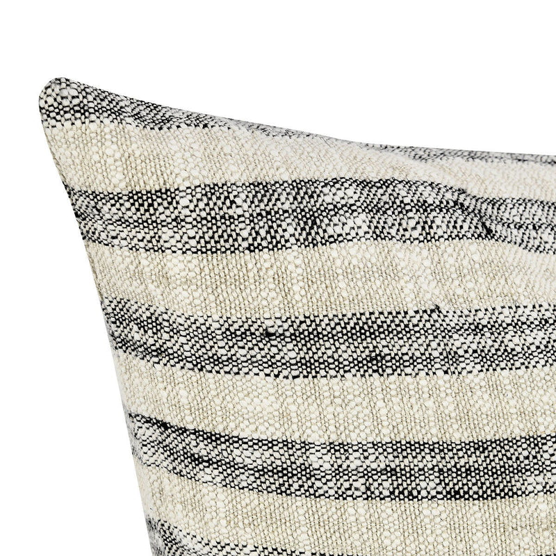 VC Linna - Pillow