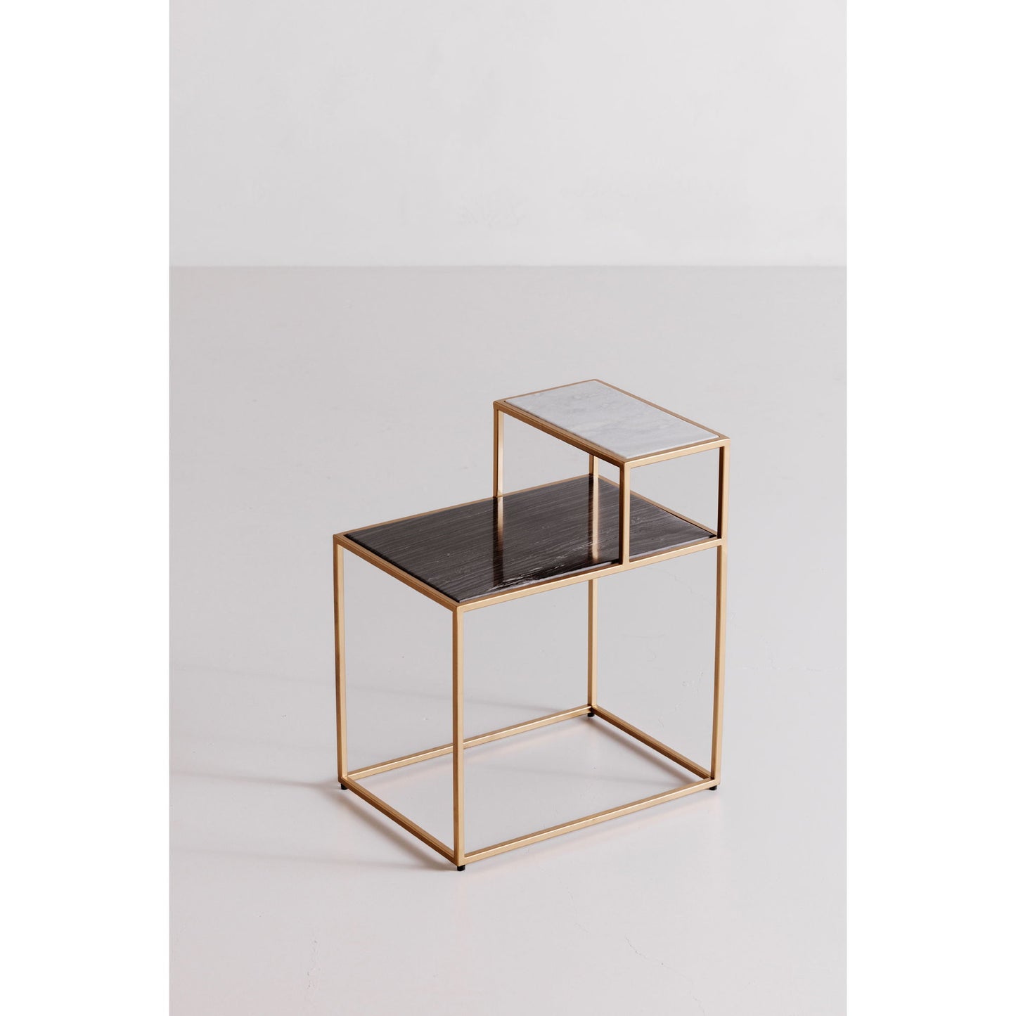 Mies - Side Table - Black / White