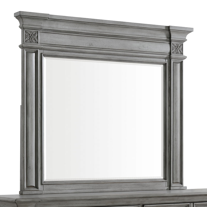 Glenmore - 8-Drawer Dresser
