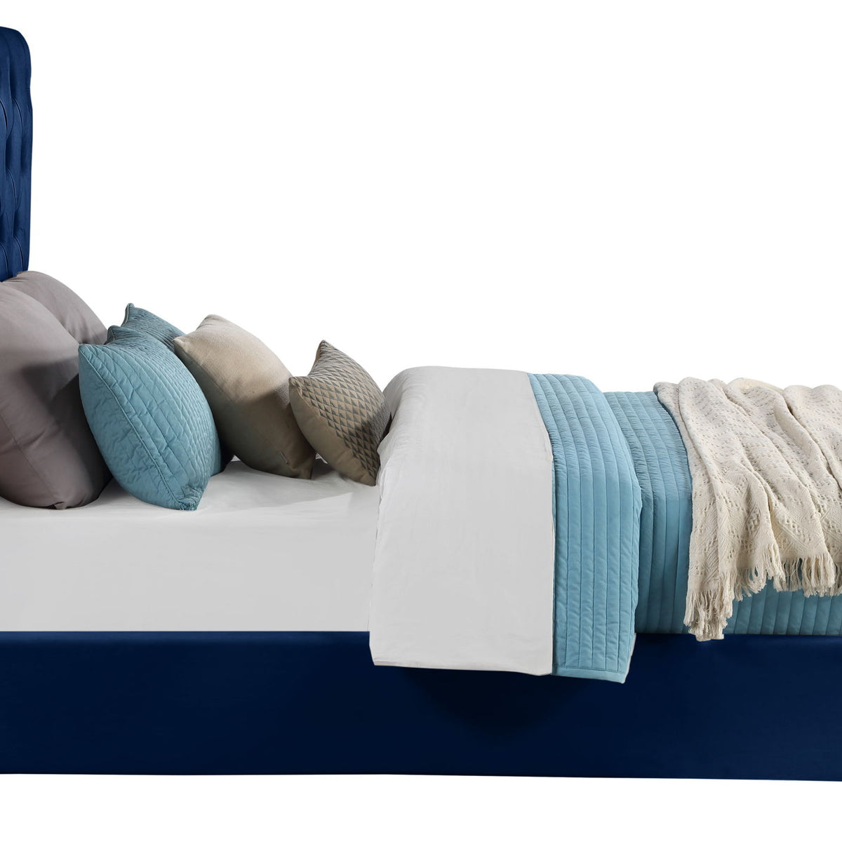 Kira - Bed