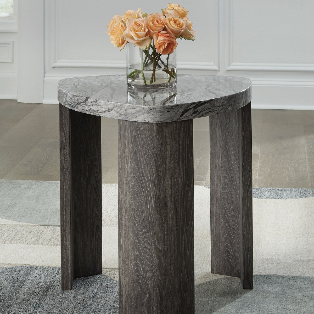 Surmour - Triangle End Table - Gray / Brown