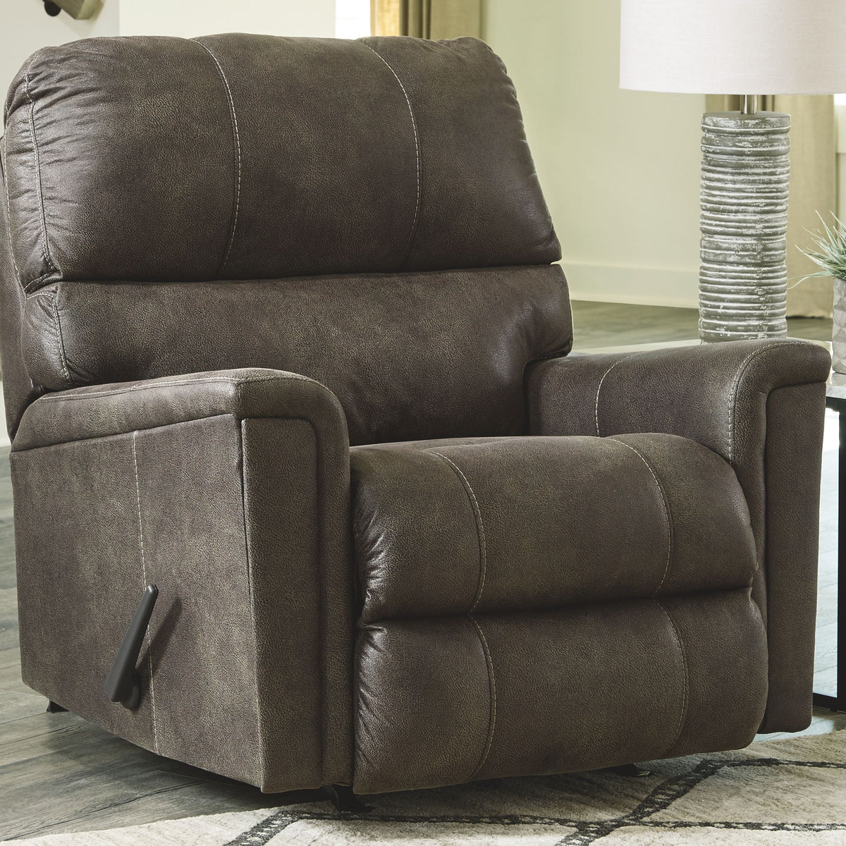 Navi - Rocker Recliner