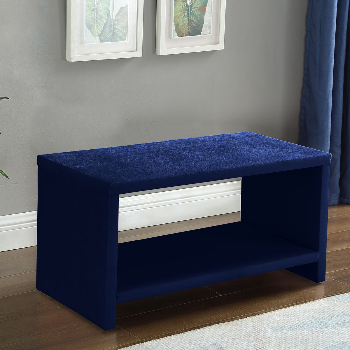 Cleo - Night Stand
