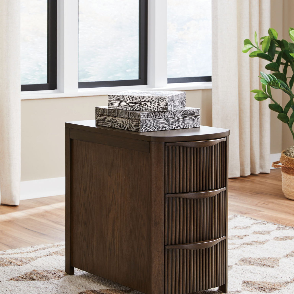 Camdill - Chair Side End Table