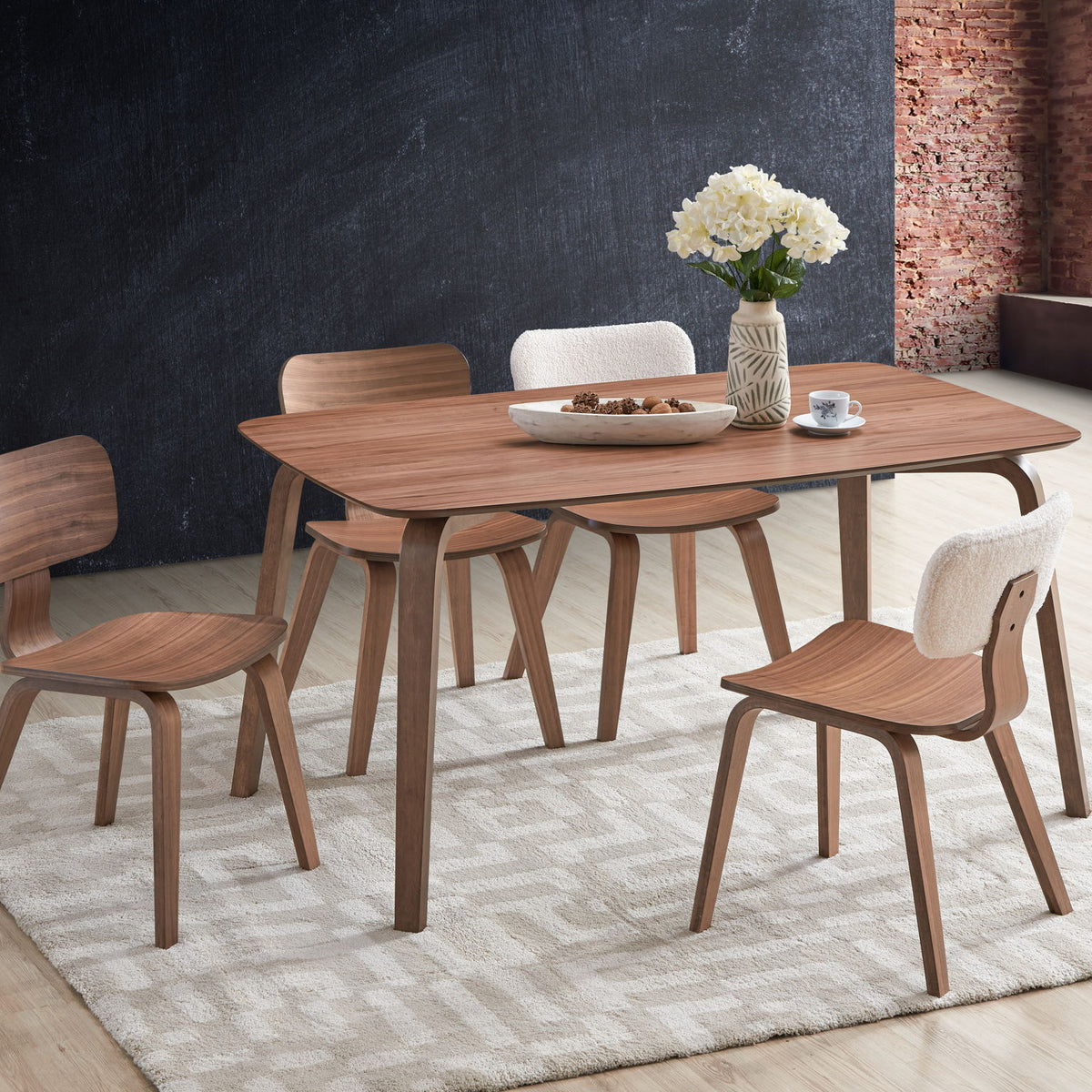 Casson - 5 Piece Dining Room Set - Walnut