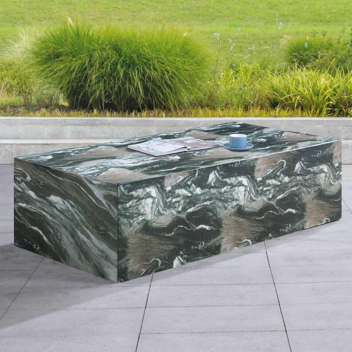 Piazza - Table
