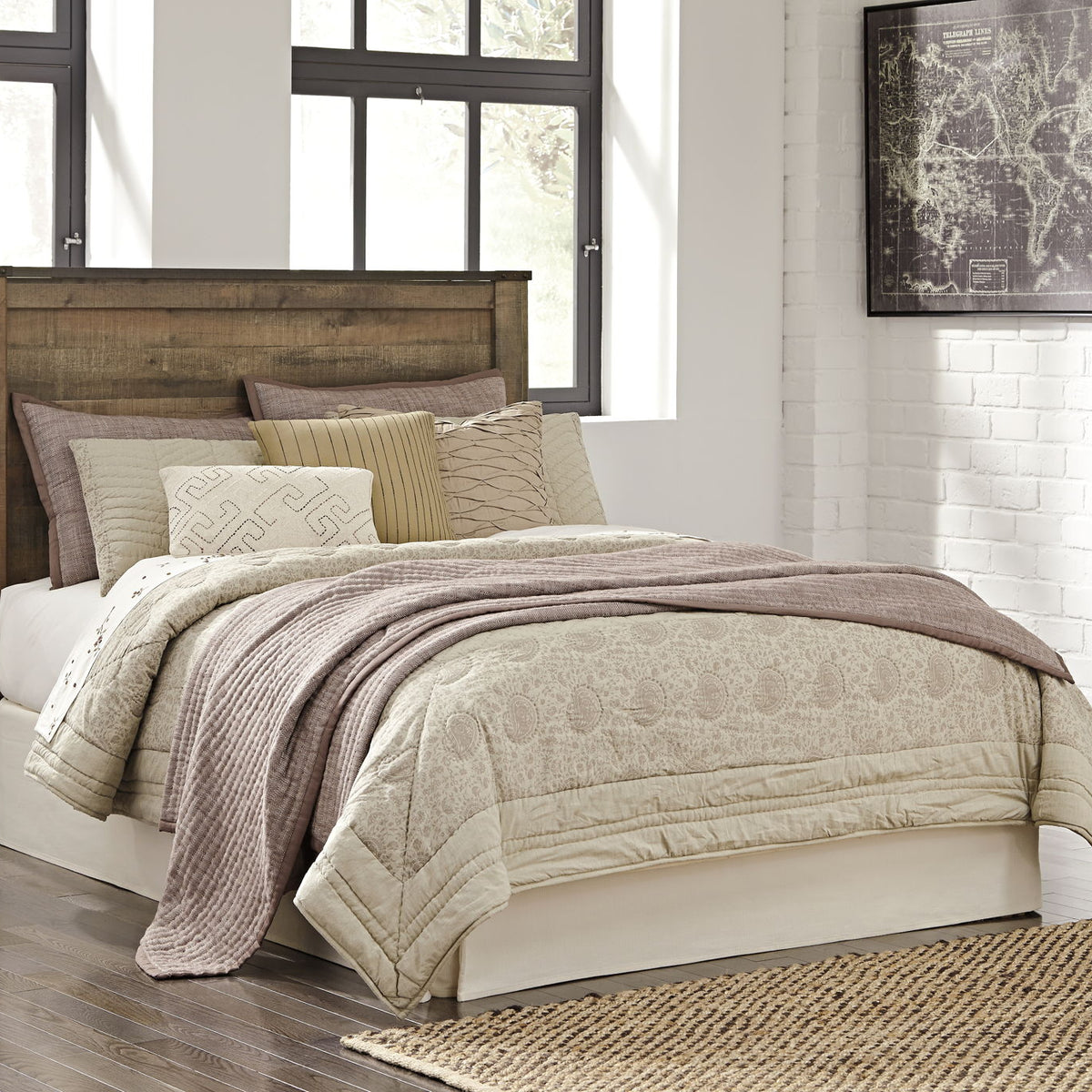 Trinell - Panel Headboard