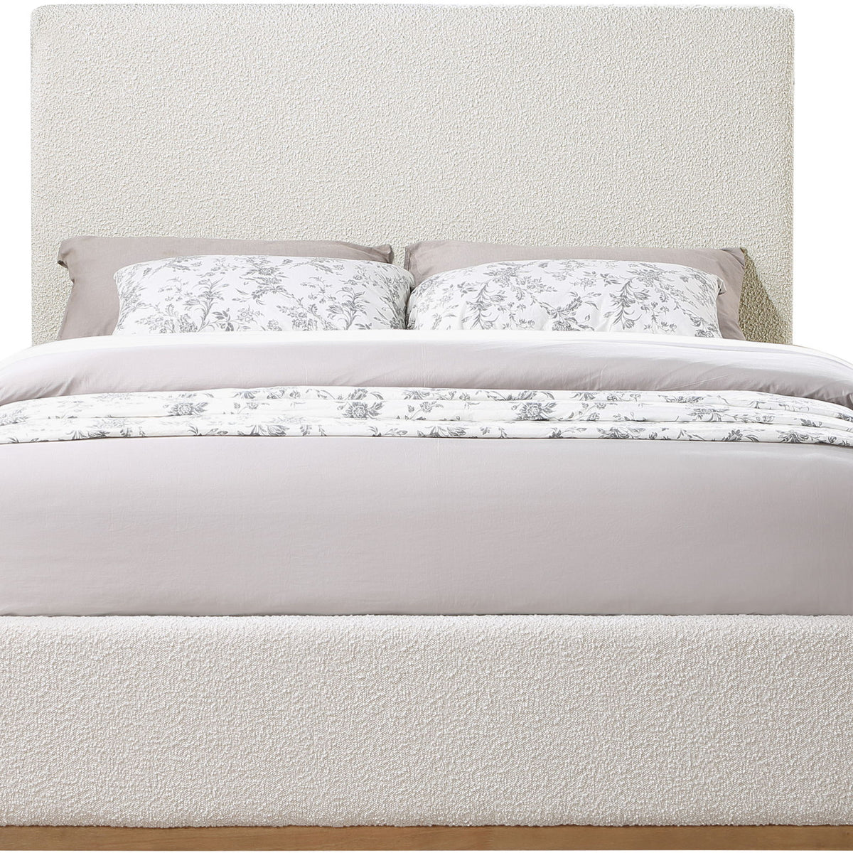 Monaco - Bed