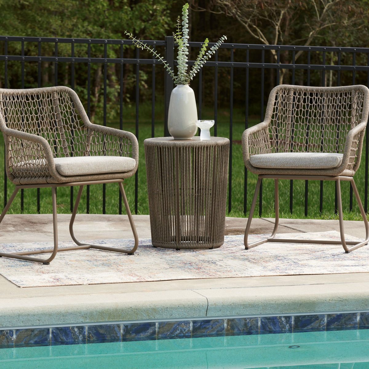 Majors Beach - Outdoor Table And 2 Chairs (Set of 3) - Beige