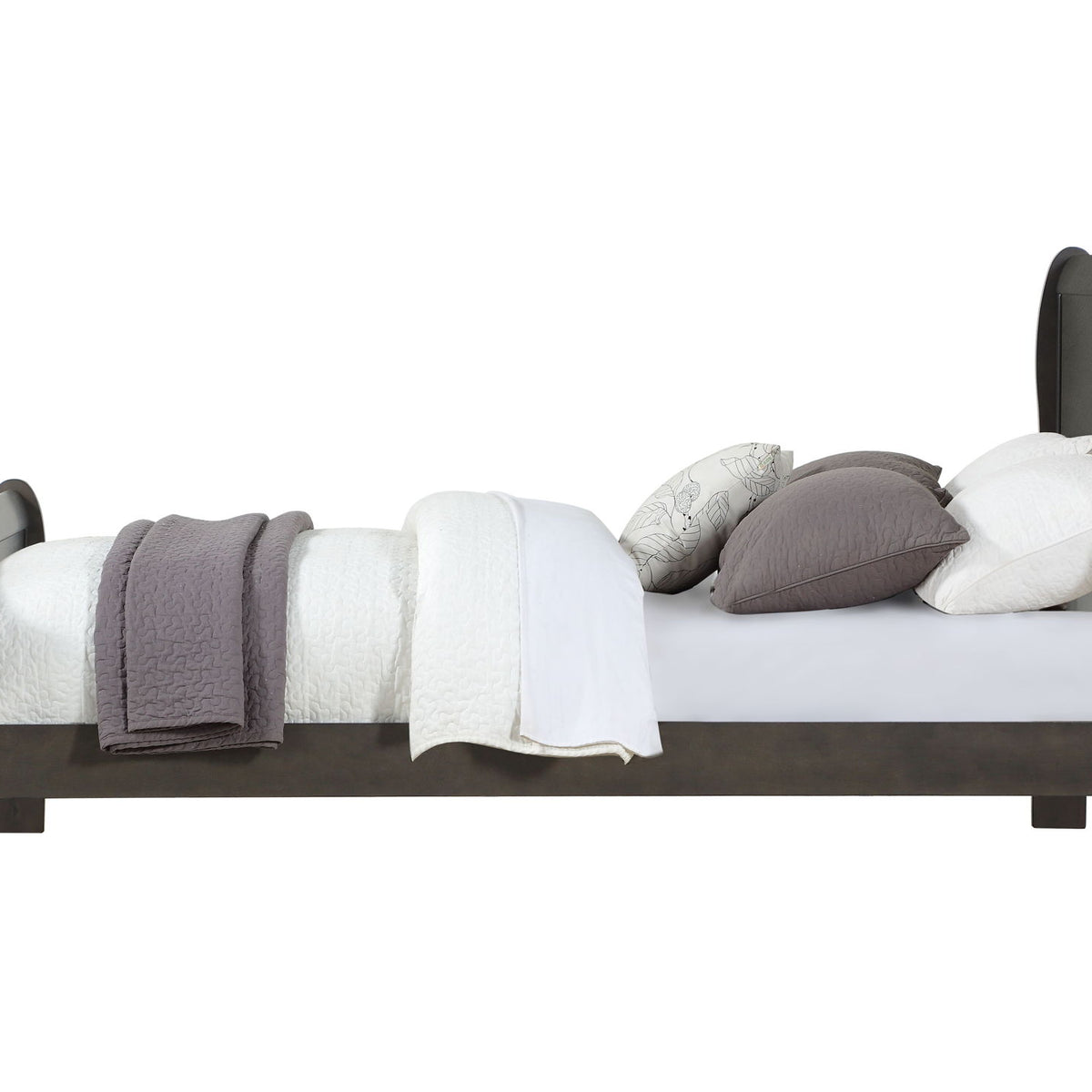 Louis Philippe - Sleigh Bedroom Set