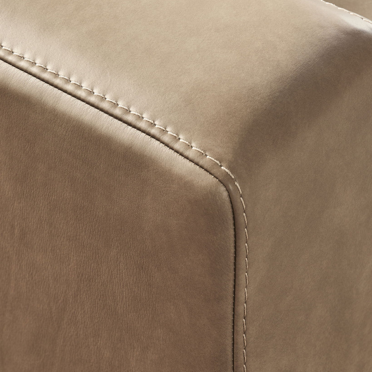 Veronella - Sectional