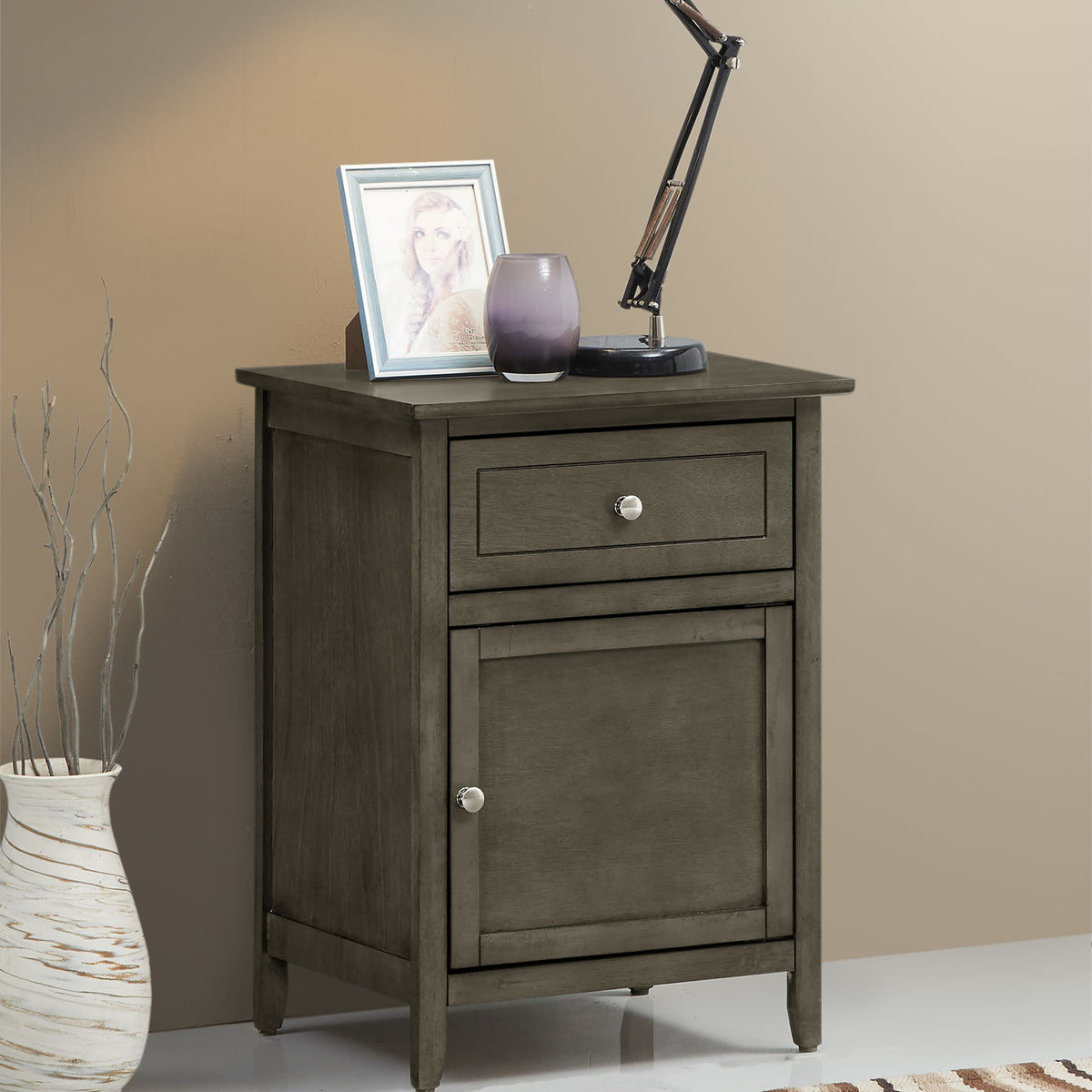 Izzy - 1 Drawer /1 Door Nightstand