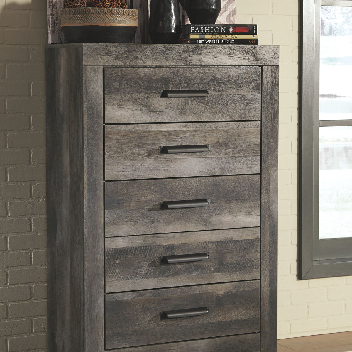 Wynnlow - Panel Bedroom Set