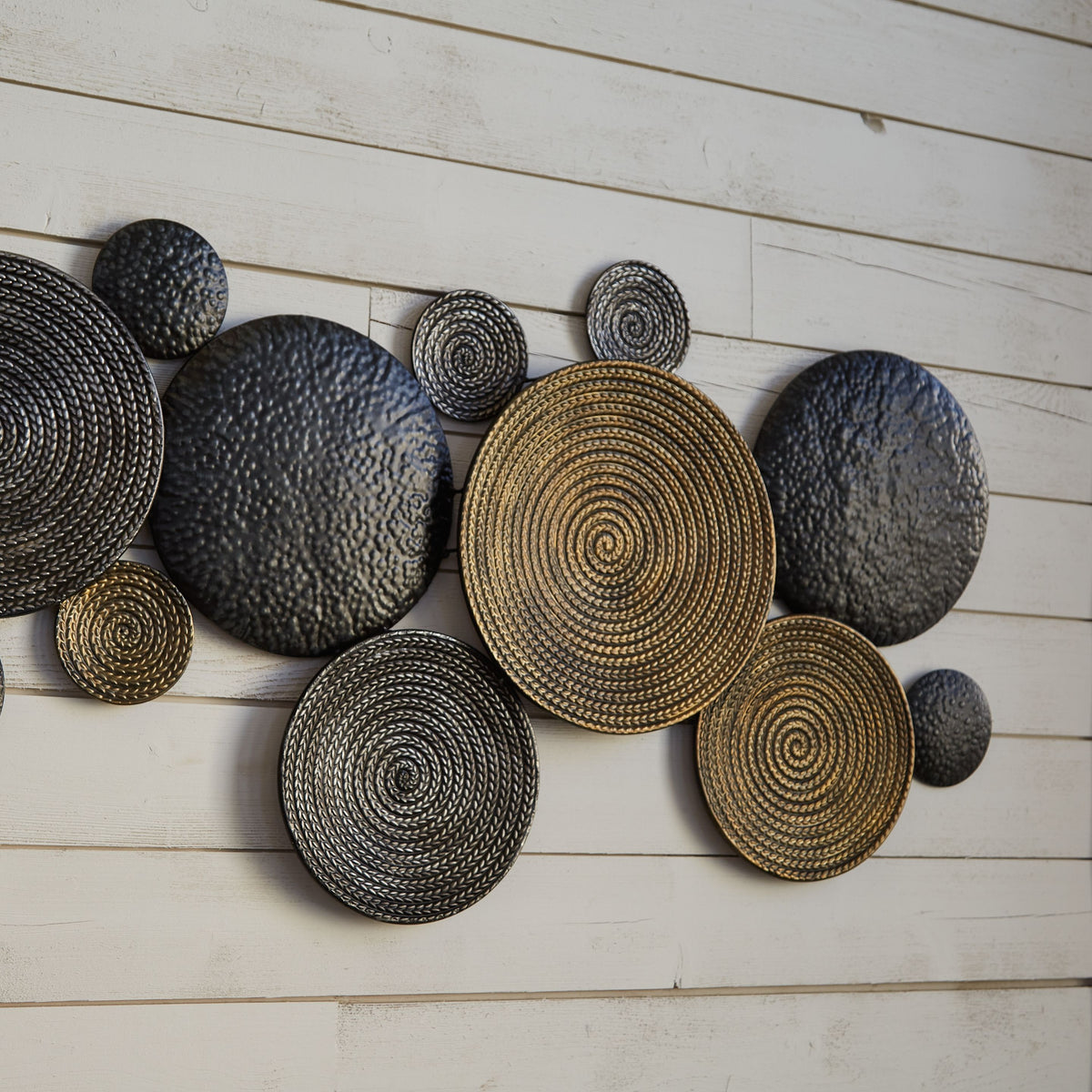 Emsley - Wall Decor - Metallic / Black / Gray