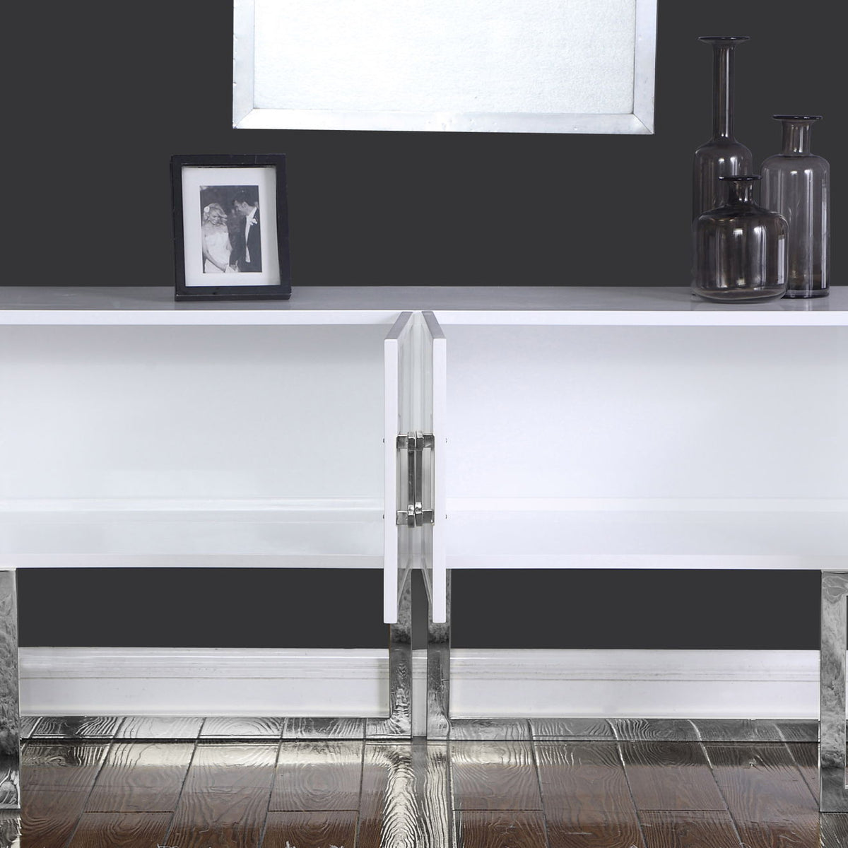 Beth - Sideboard
