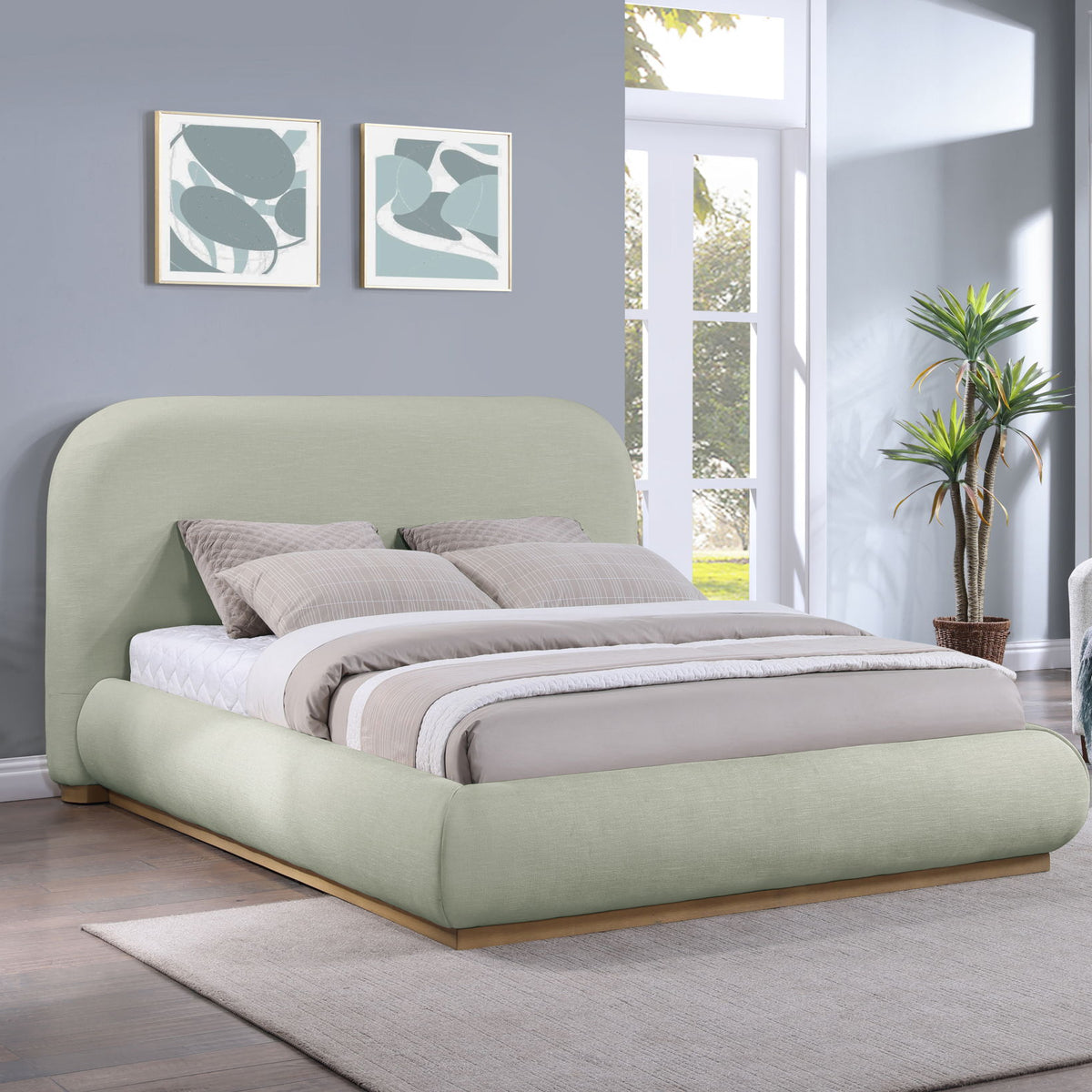 Vaughn - Chenille Bed With Natural Base