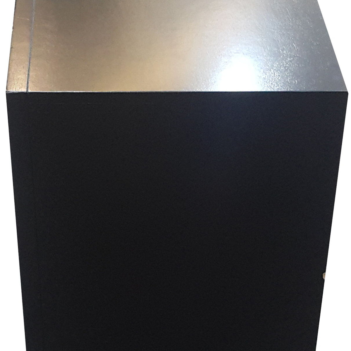 Ireland - Elegant Design Nightstand