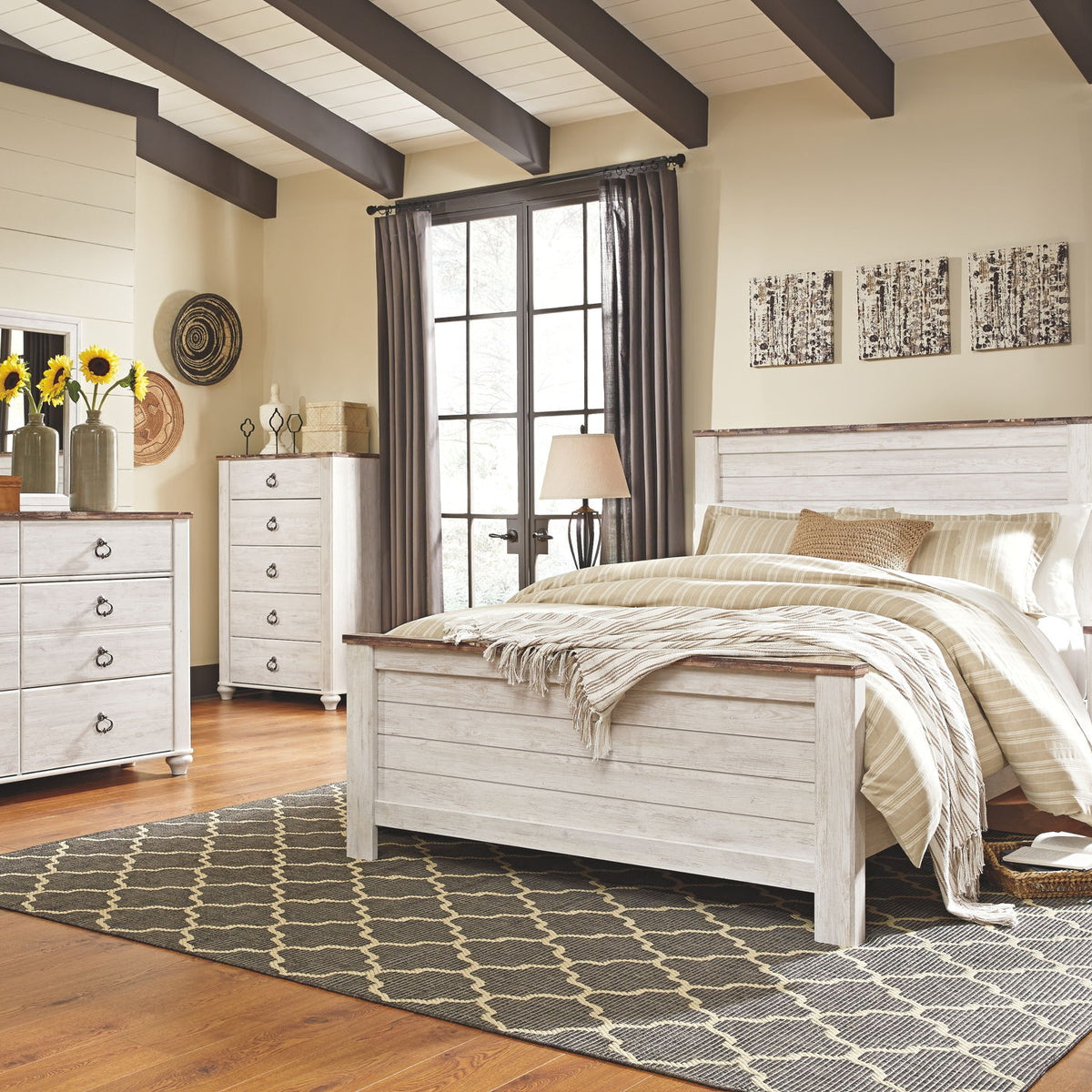 Willowton - Panel Bed