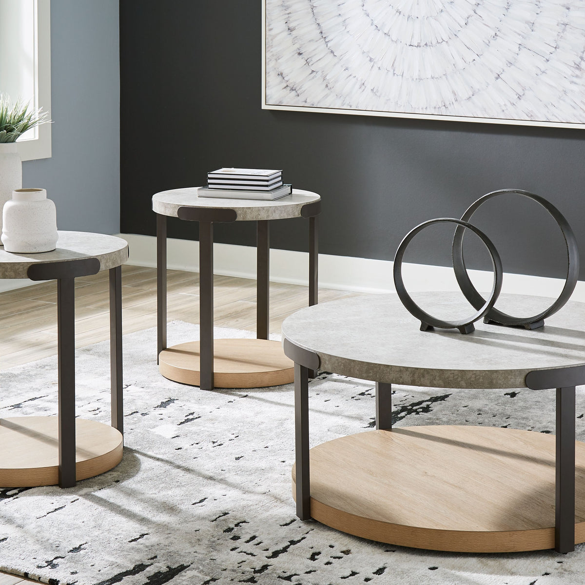Darthurst - Occasional Table Set (Set of 3) - Light Brown