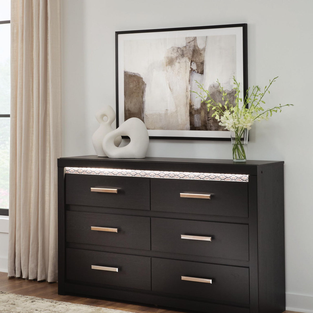 Shoralli - Six Drawer Dresser