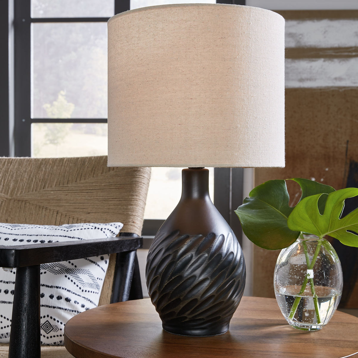 Garinton - Ceramic Table Lamp