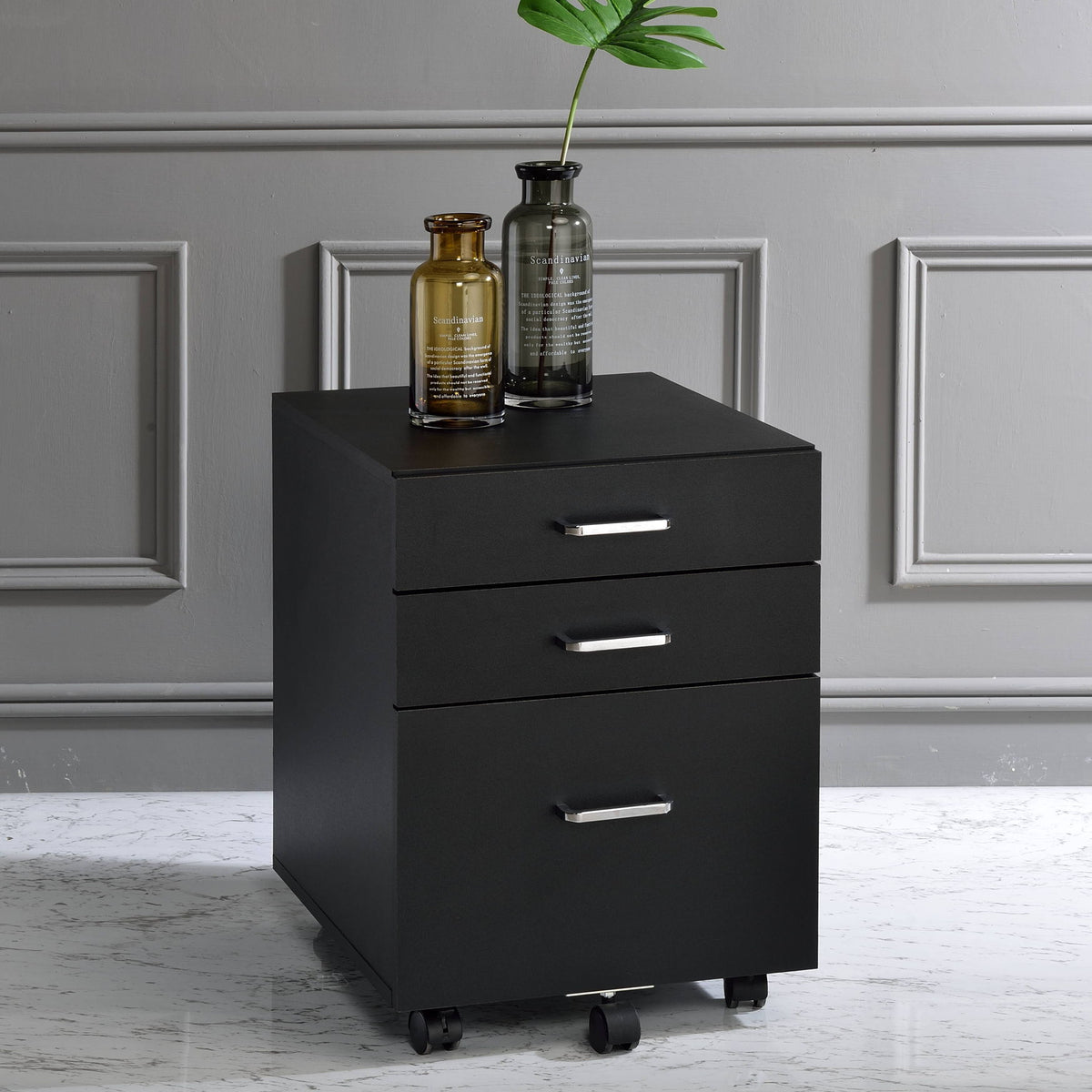 Tennos - Cabinet - Black / Chrome