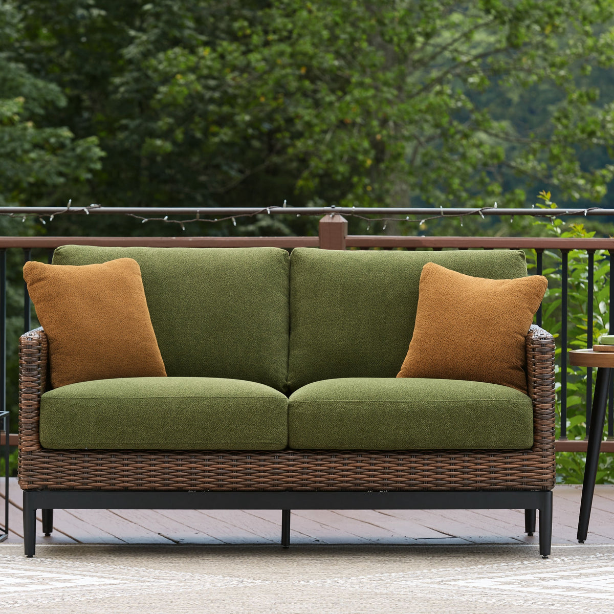 Horizon Hall - Brown / Green - Loveseat With Cushion