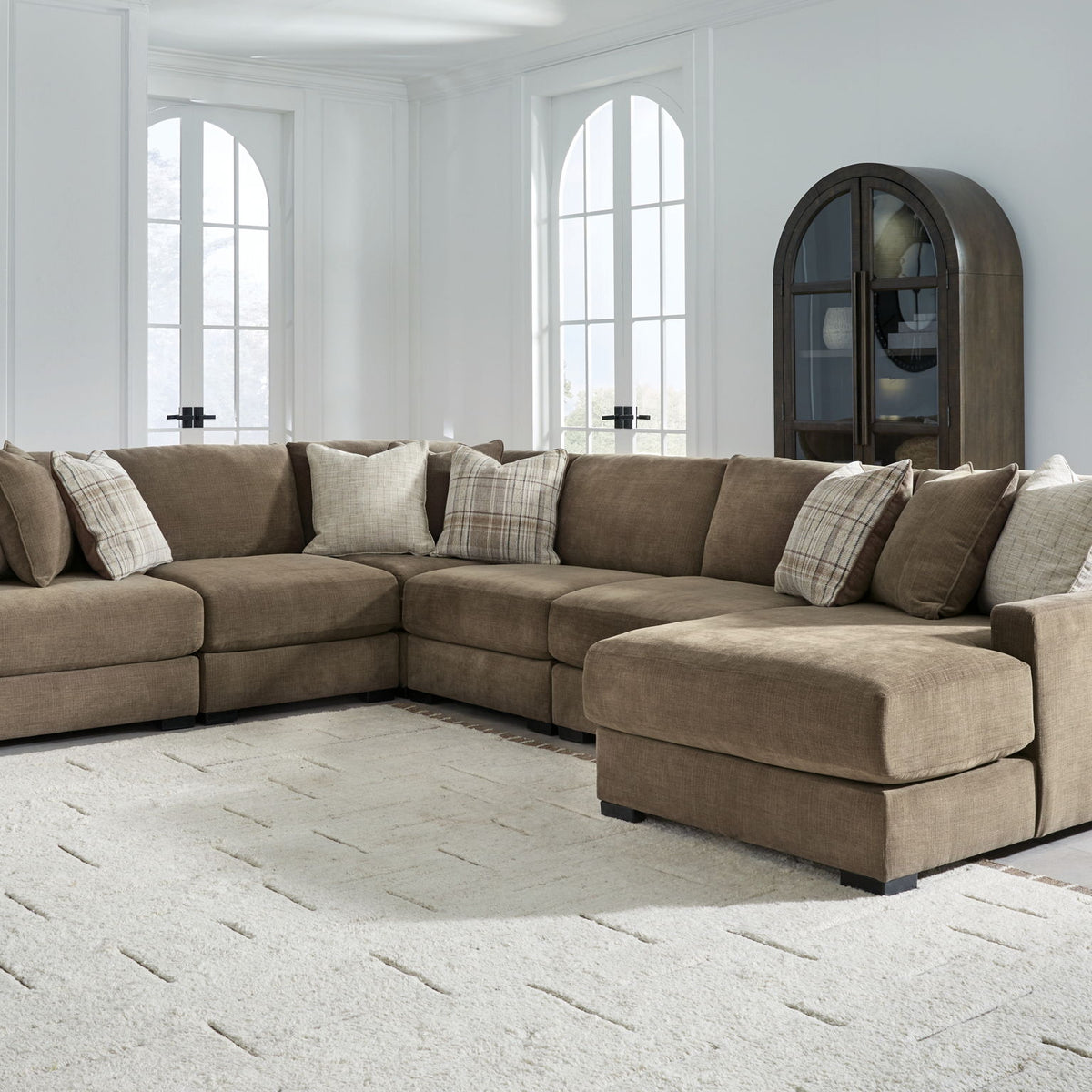 Camellia-Court - Sectional