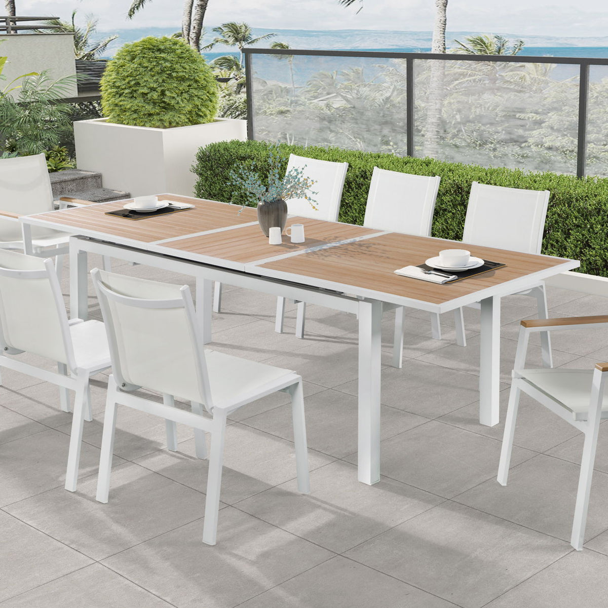 Nizuc - Outdoor Patio Extendable Dining Table