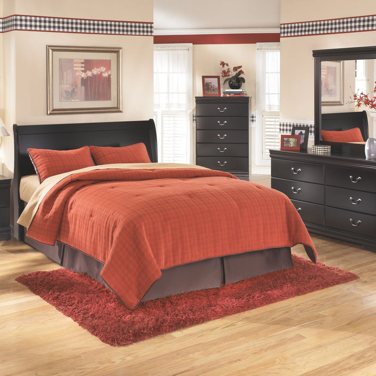 Huey Vineyard - Queen Sleigh Headboard - Black