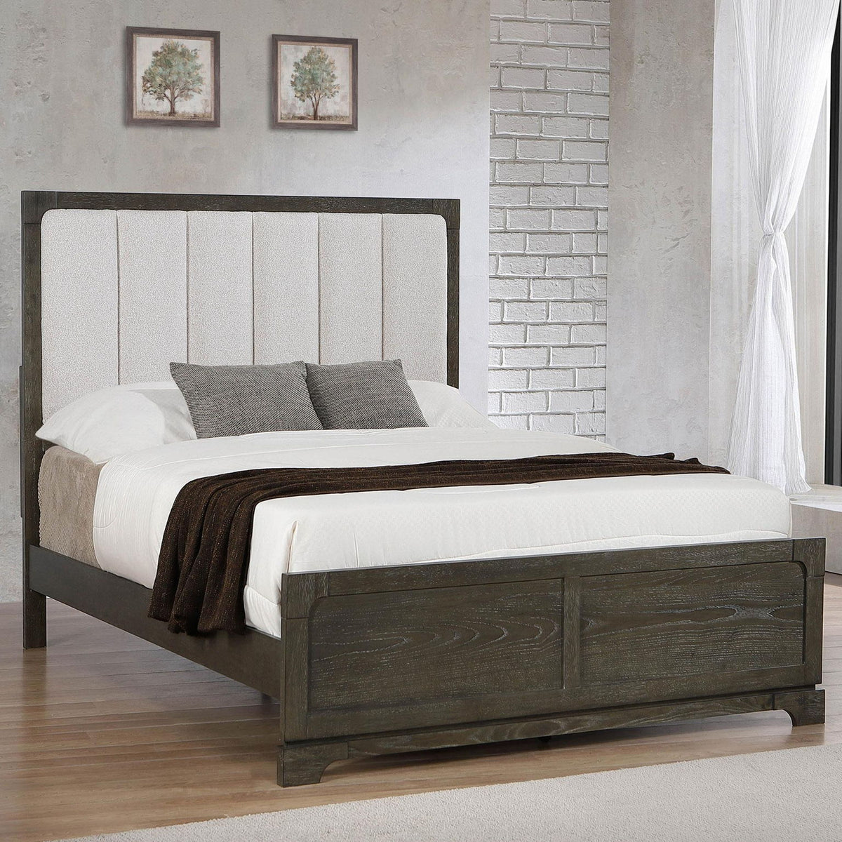 Gran Park 59-inch California King Panel Bed Dark Cocoa