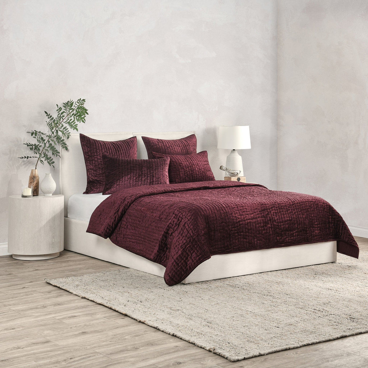 Bari - Velvet Sham - Port