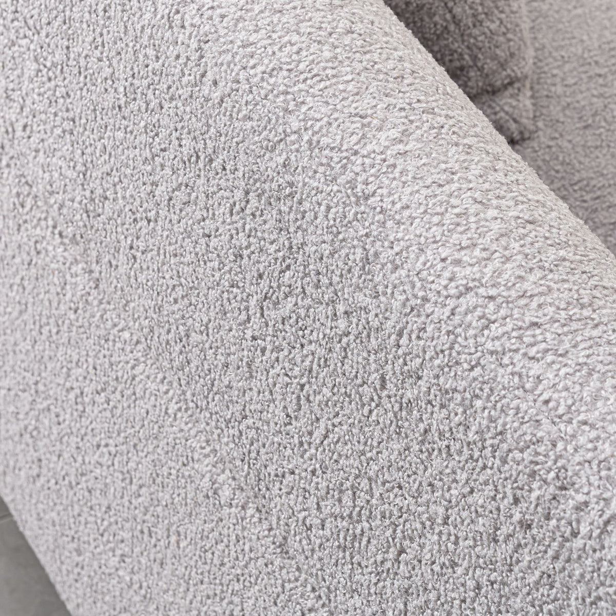 Modern Luxurious And Comfortable Upholstered Sofa