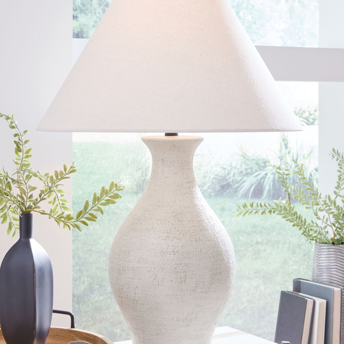 Ashbend - Ceramic Table Lamp - Antique White