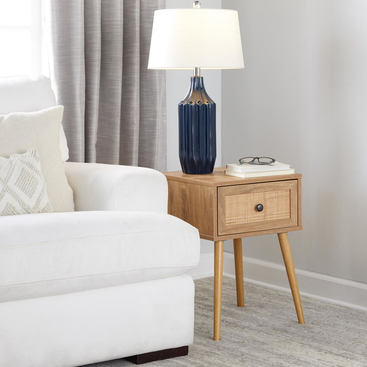 Stella - Contemporary Table Lamp