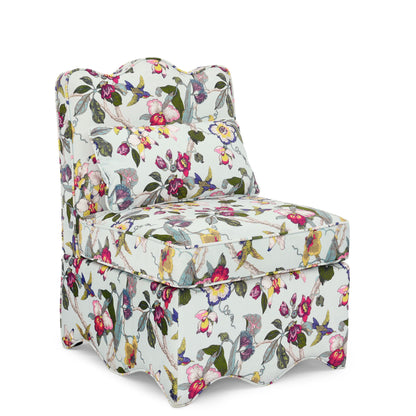 Butterfly-pattern dining chair with soft cushioned seat and rounded backrest