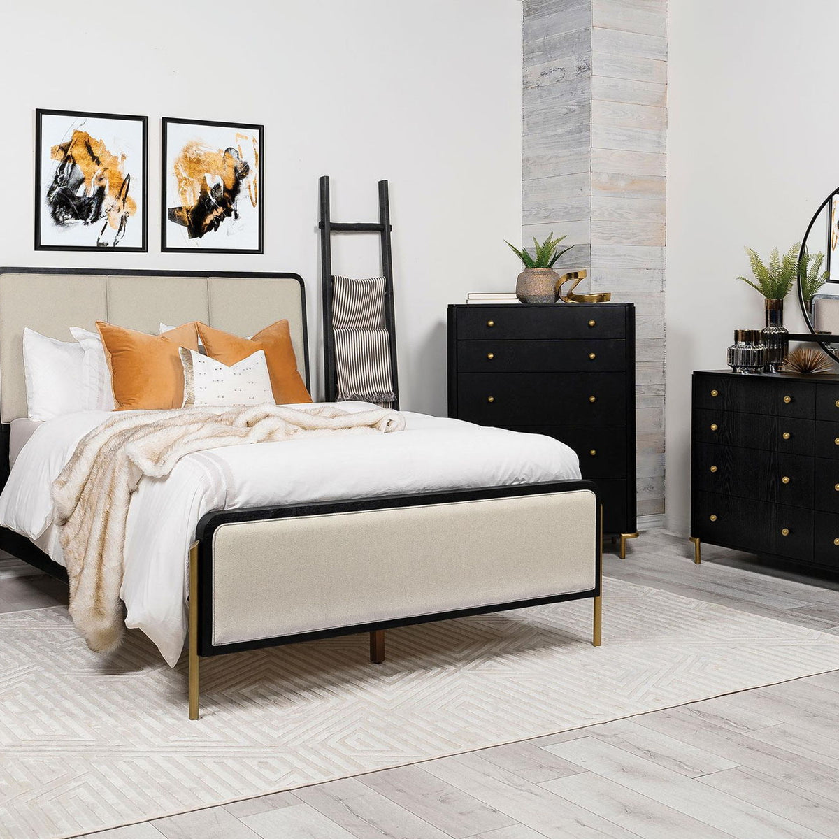 Arini 5-piece California King Bedroom Set Cream and Black