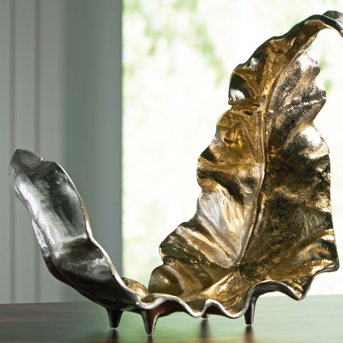 Darinsen - Gold / Silver Finish - Sculpture