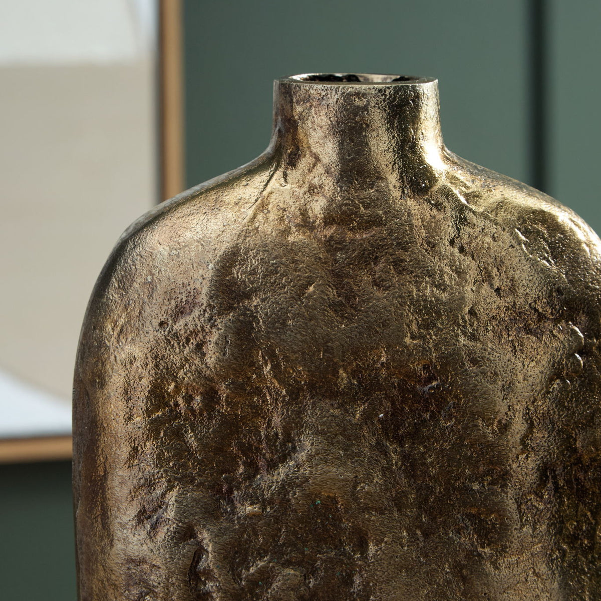 Wallmond - Vase