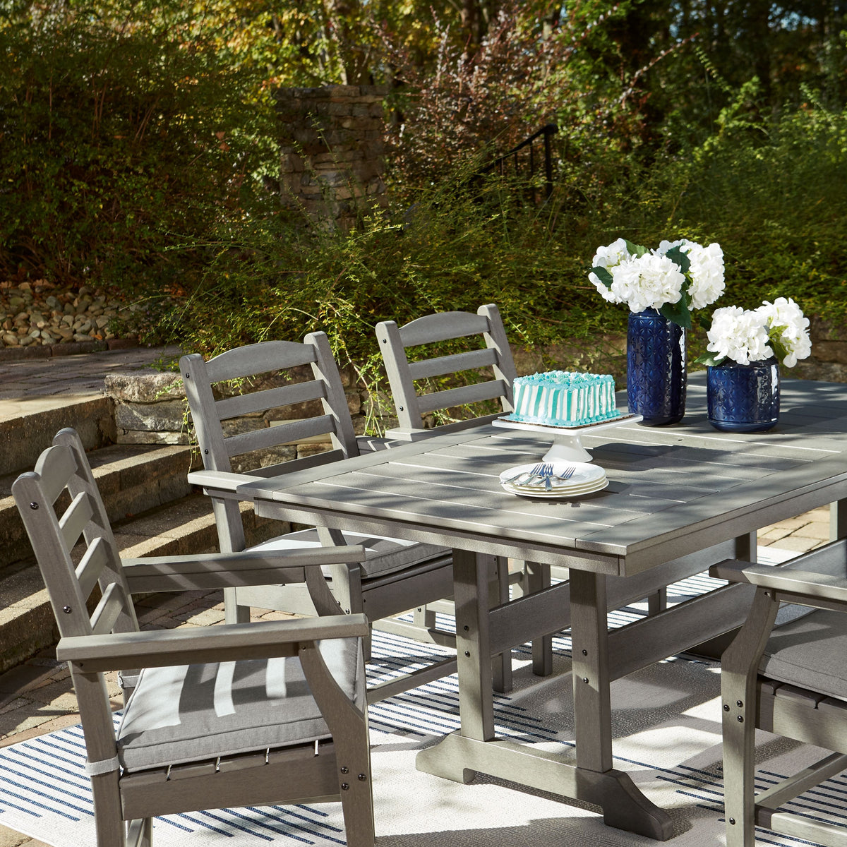 Visola - Gray - RECT Dining Table w/Umb OPT