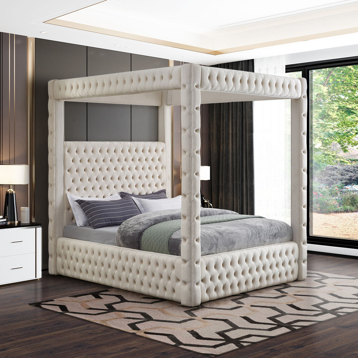 Royal - Bed