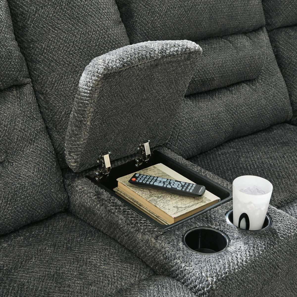 Nettington - Power Reclining Sectional