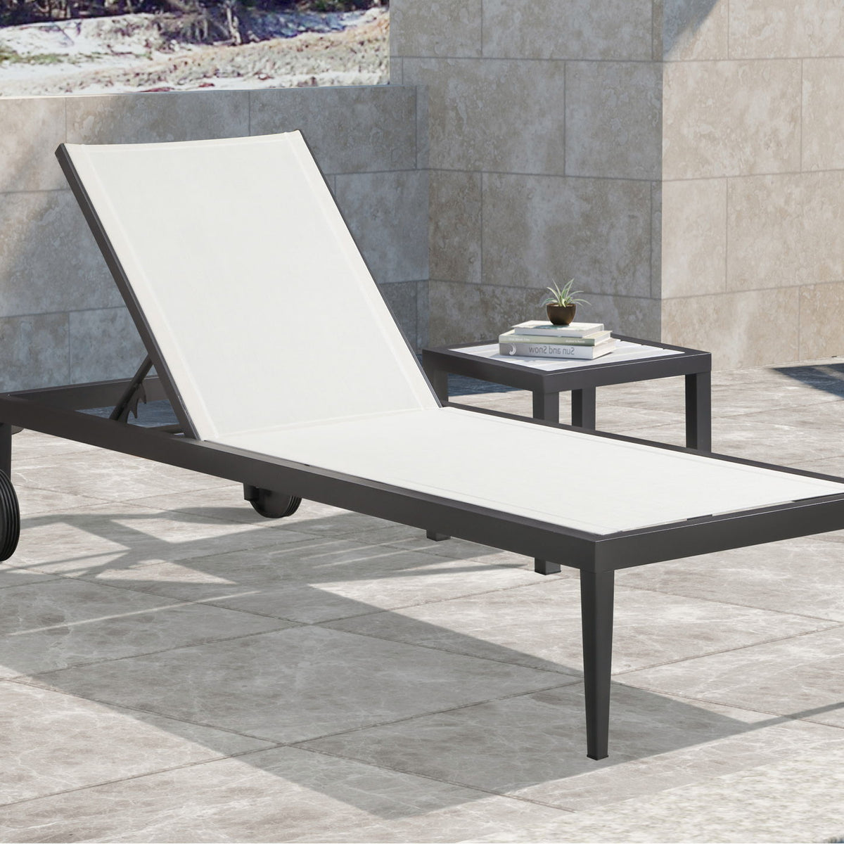 Nizuc - Outdoor Chaise Lounge Chair