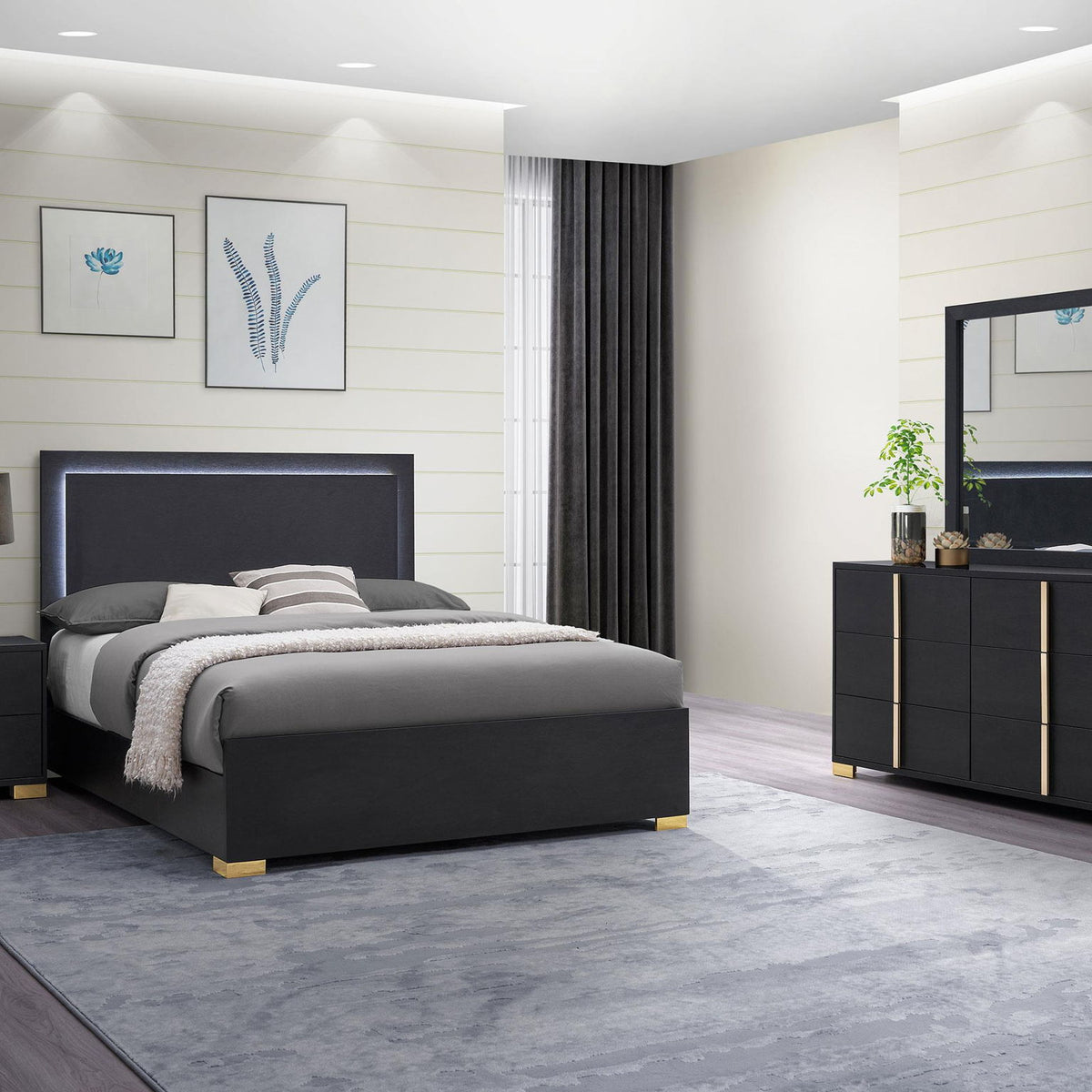 Marceline 4-piece Eastern King Bedroom Set Black