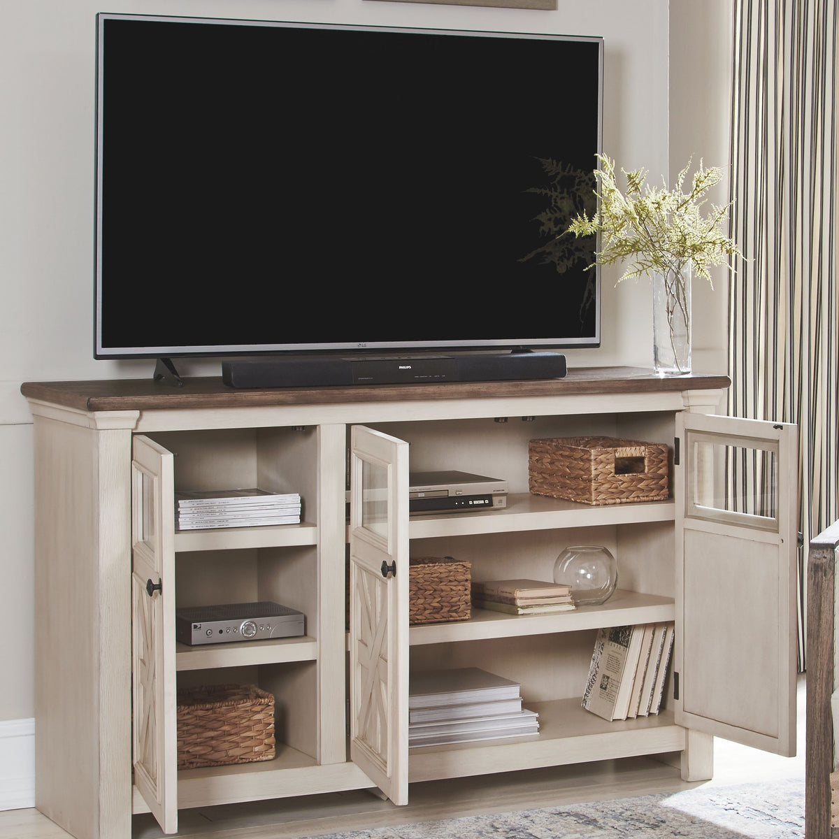 Bolanburg - TV Stand