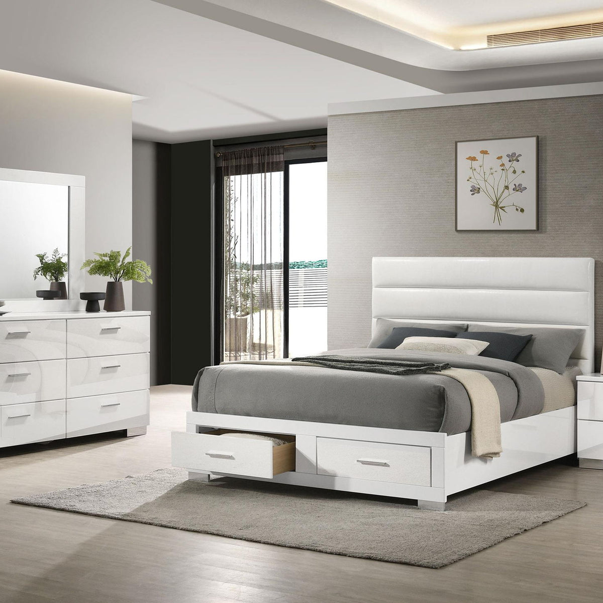 Felicity 4-piece Queen Platform Bedroom Set White