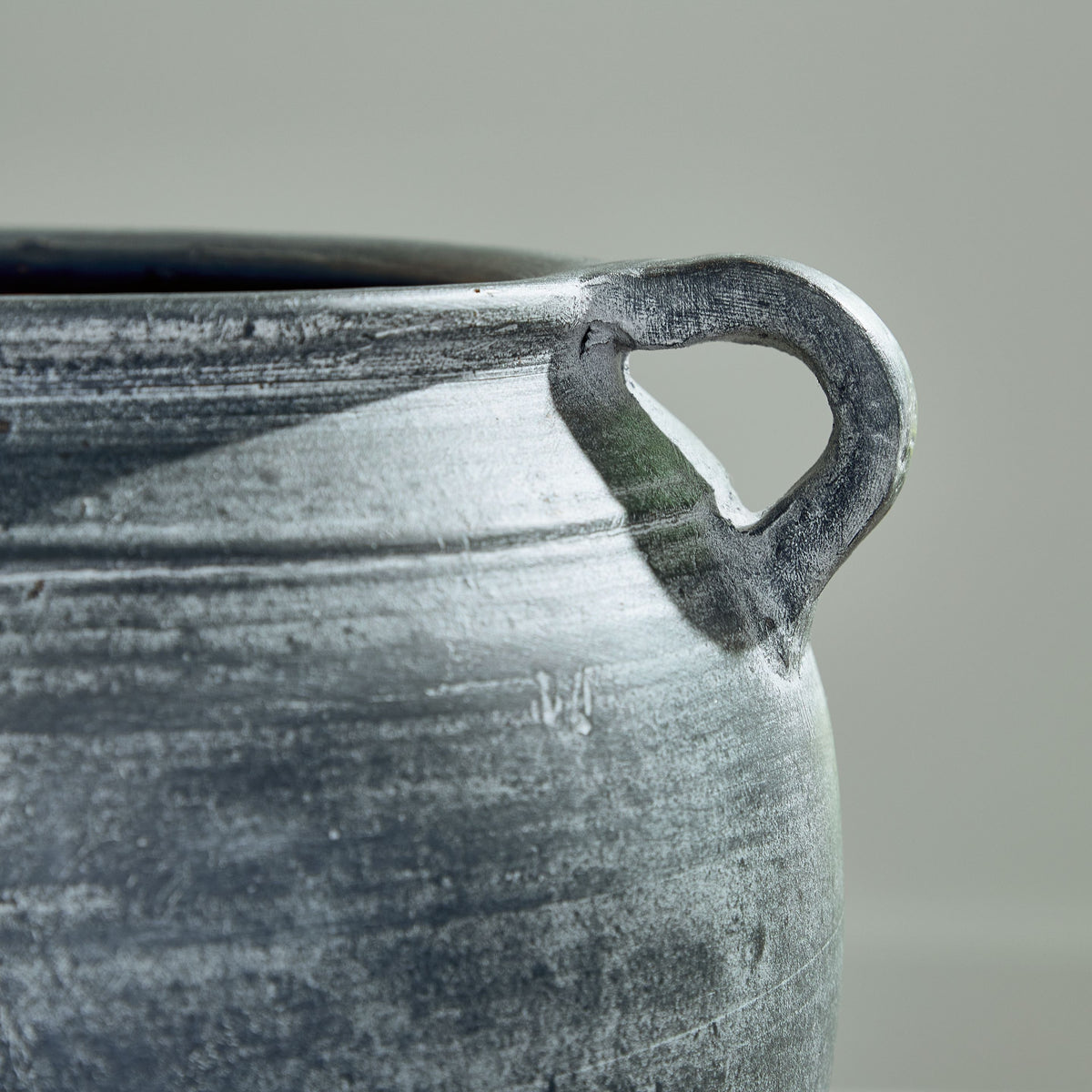 Meadie - 9" Vase