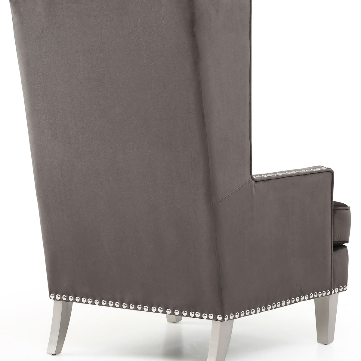 Elegant Traditional Accent Chair