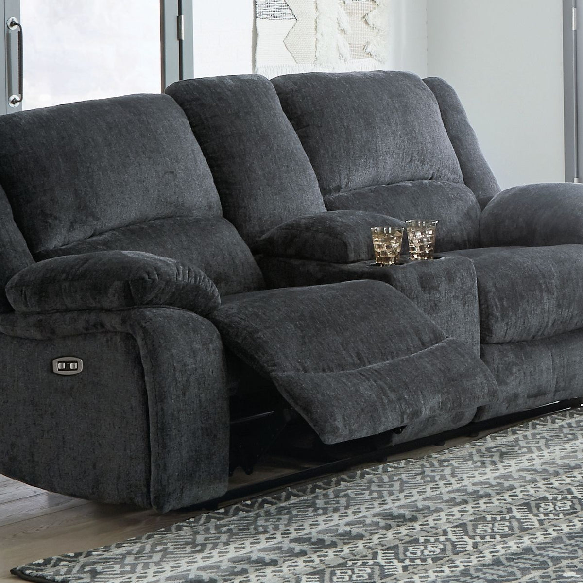 Draycoll - Reclining Loveseat