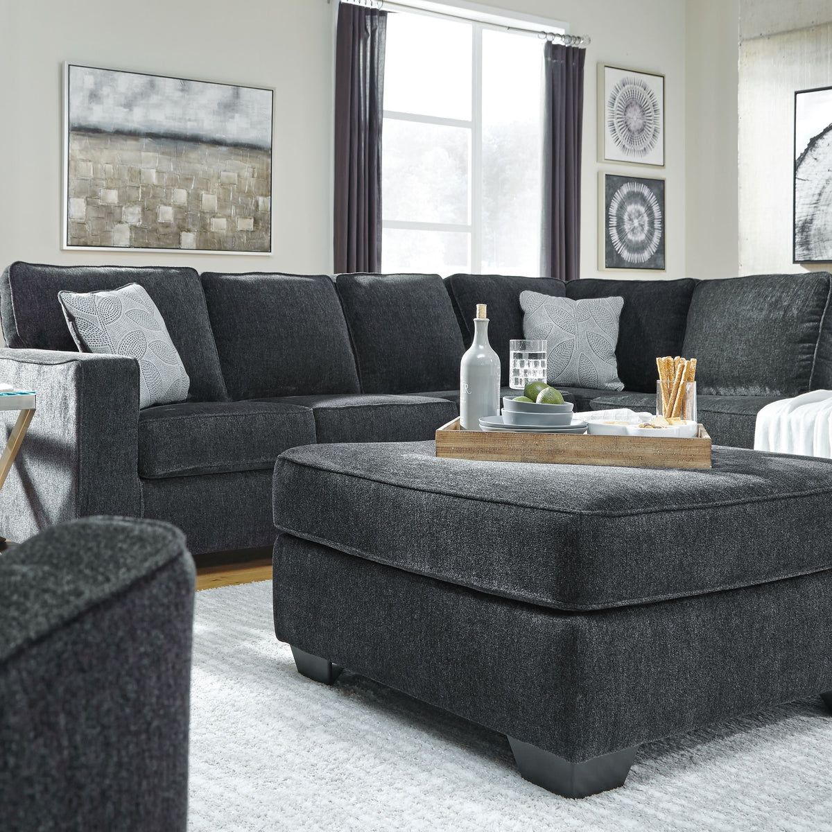 Altari - Sectional With Chaise